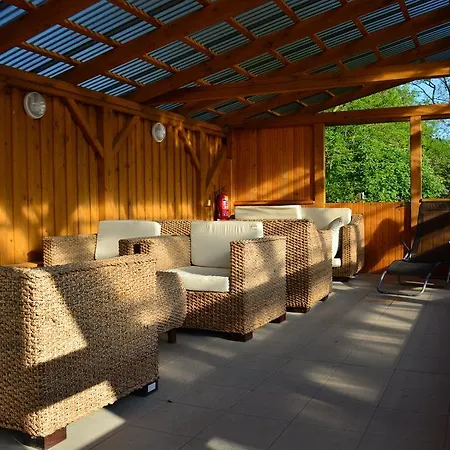 Farma Dvorec Penzion Radnice