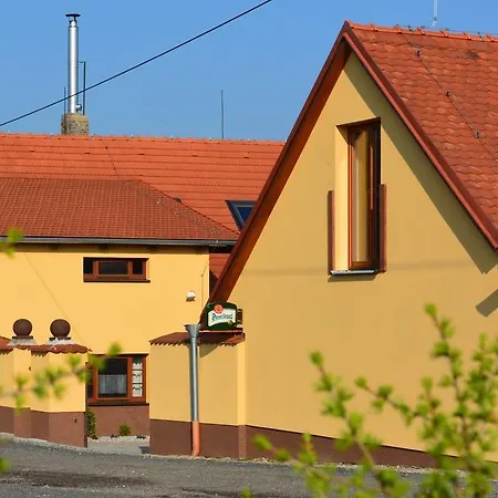 Farma Dvorec Radnice